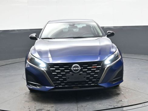 Used 2024 Nissan Altima 2.5 SR image 10