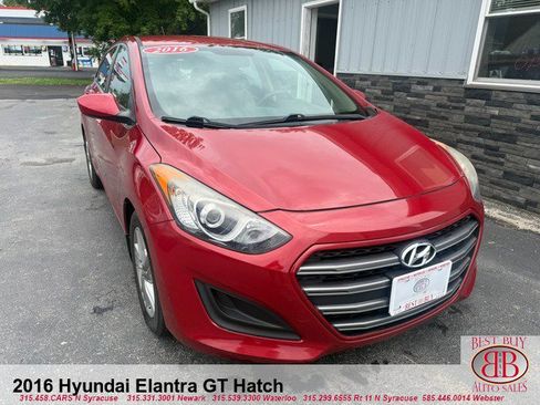 Used 2016 Hyundai Elantra GT FWD image 1