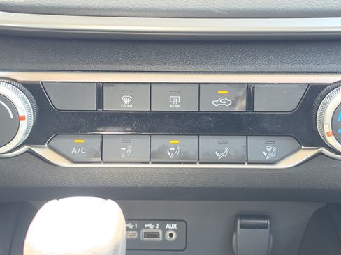 Certified 2025 Nissan Altima 2.5 S FWD image 18