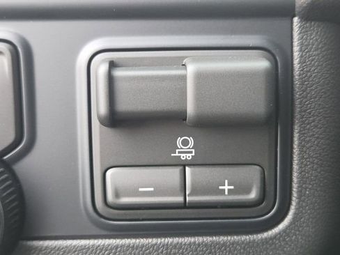 New 2026 Chevrolet Tahoe High Country image 11