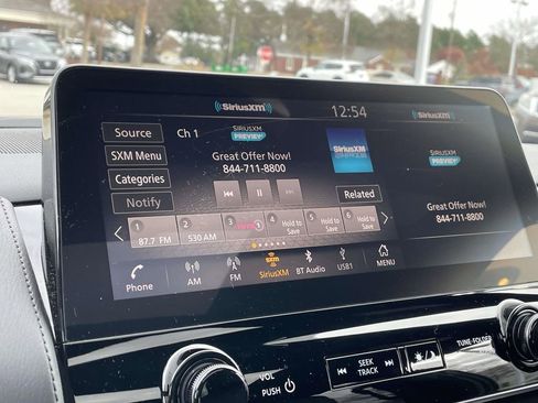 Used 2023 Nissan Armada SL w/ Midnight Edition Package image 27