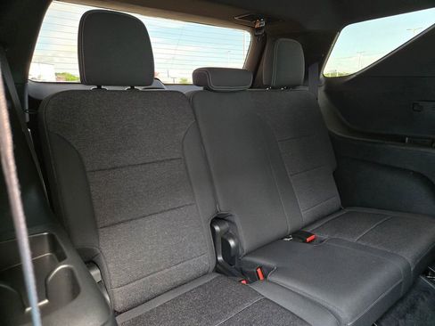 Used 2024 Chevrolet Traverse LT w/ Enhanced Driving Package FWD image 26