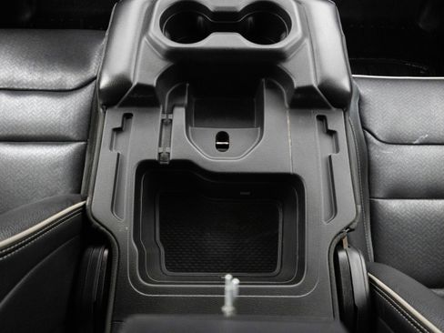 Used 2019 RAM 1500 Laramie image 40