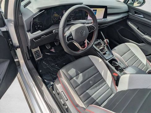 Used 2023 Volkswagen GTI Autobahn image 10