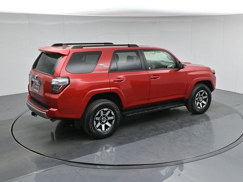 Used 2024 Toyota 4Runner TRD Off-Road image 39
