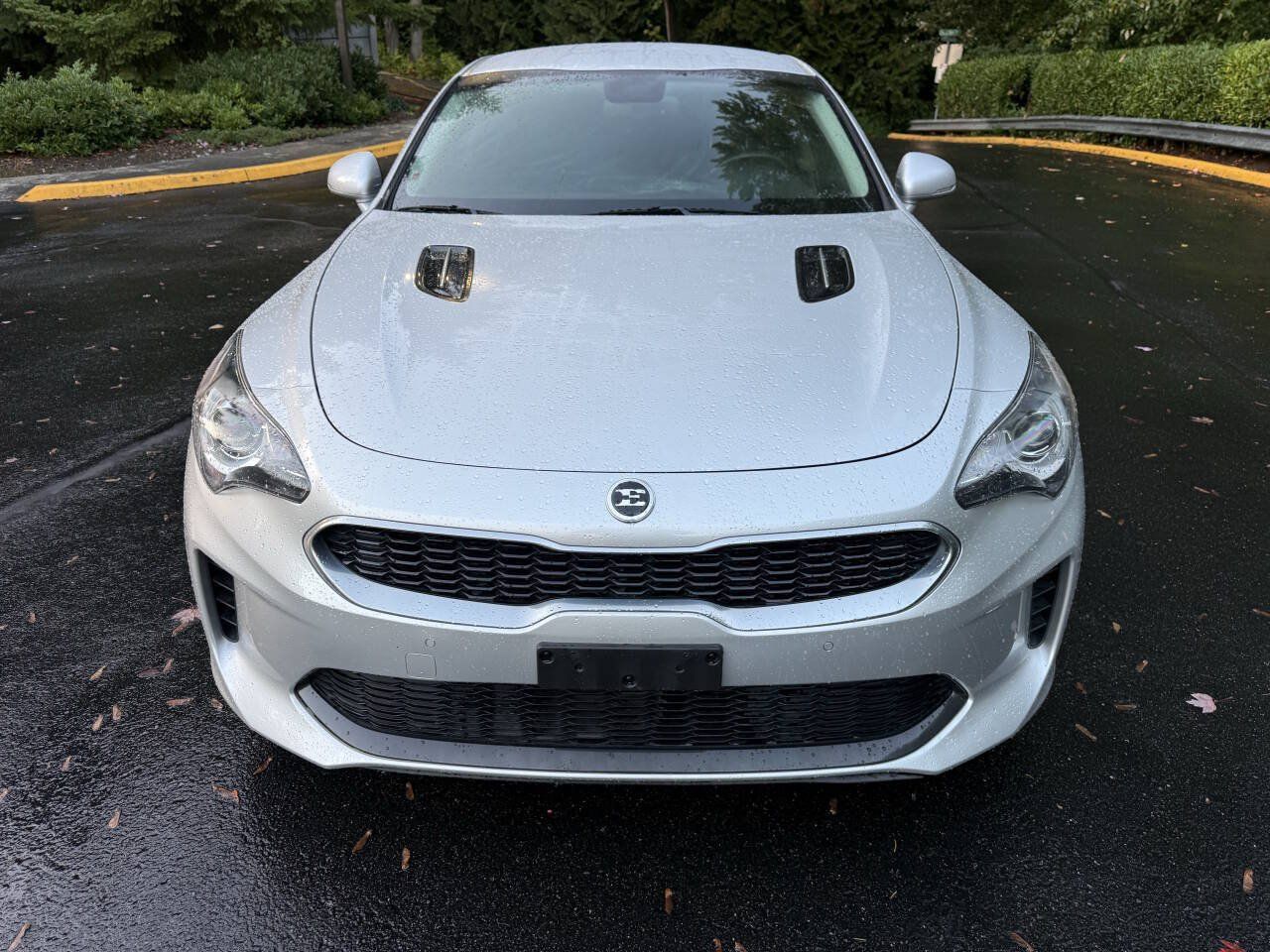 Used 2018 Kia Stinger AWD/4WD image 2