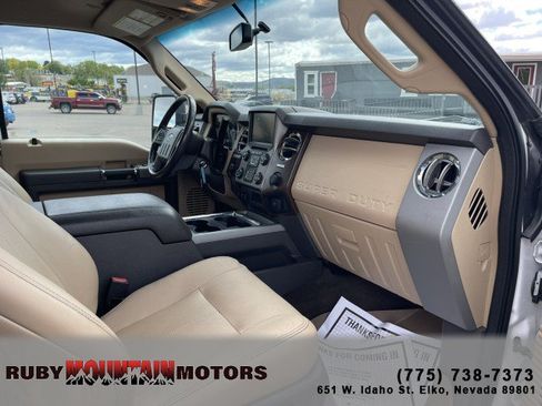 Used 2016 Ford F250 Lariat w/ Lariat Interior Package AWD/4WD image 38