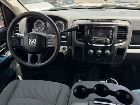 Used 2015 RAM 2500 Tradesman w/ Chrome Appearance Group AWD/4WD image 16