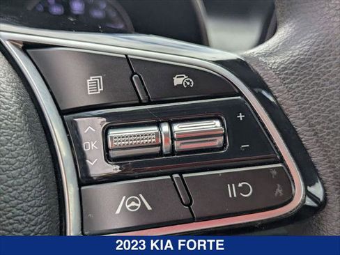 Used 2023 Kia Forte LXS FWD image 15