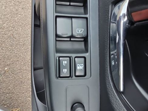 Used 2013 Subaru Impreza 2.0i Limited w/ Popular Pkg 2 image 22