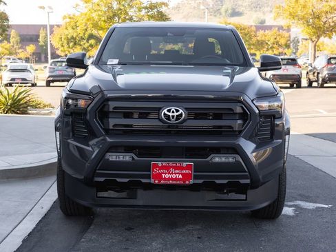 Certified 2025 Toyota Tacoma SR5 image 2