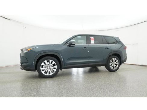 New 2026 Toyota Grand Highlander Limited image 18