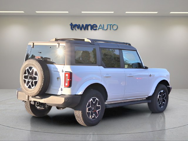 Used 2022 Ford Bronco Outer Banks AWD/4WD image 5