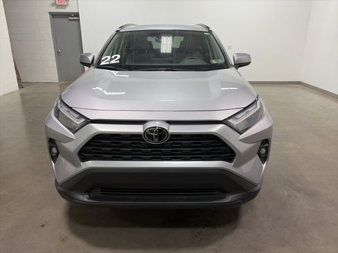 Used 2022 Toyota RAV4 XLE Premium AWD/4WD image 10