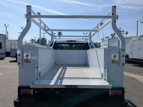 New 2026 GMC Sierra 2500 Pro image 14