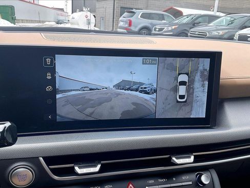 Used 2025 Hyundai Sonata Limited image 21