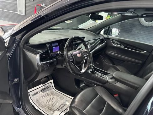 Used 2021 Cadillac XT6 Premium Luxury AWD/4WD image 10
