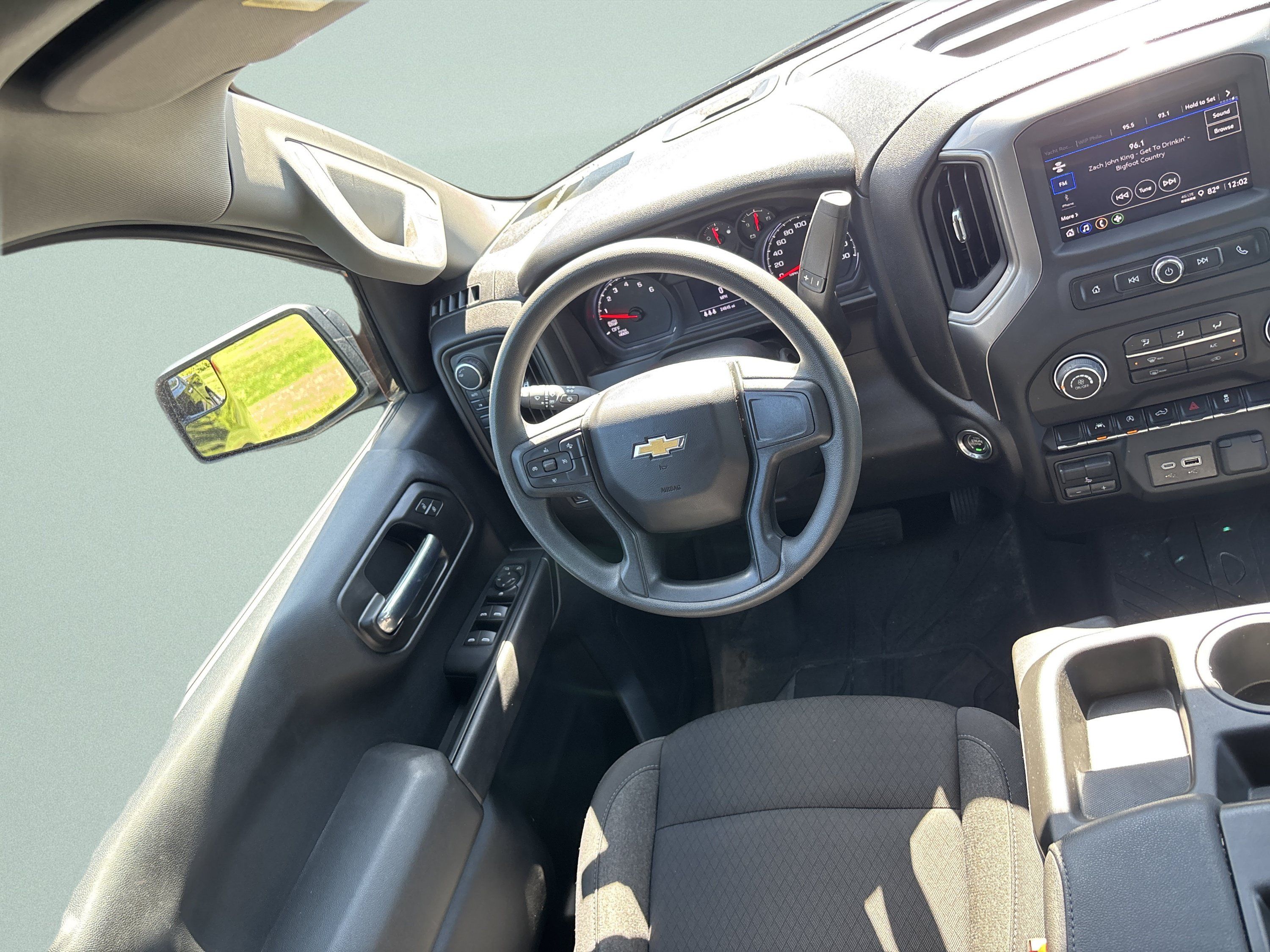 Used 2024 Chevrolet Silverado 1500 Custom AWD/4WD image 26