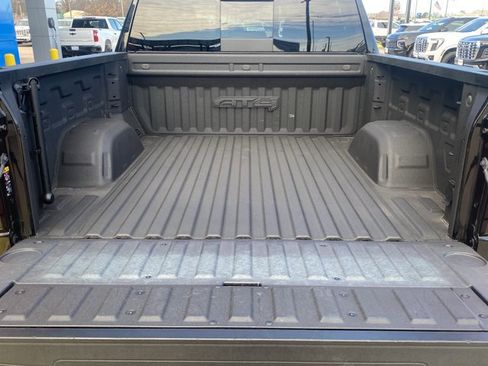 Used 2024 GMC Sierra 1500 AT4 w/ Technology Package image 6