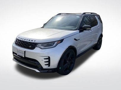 Used 2024 Land Rover Discovery Dynamic SE