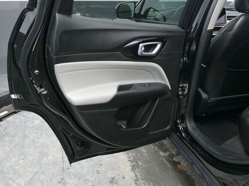 Used 2022 Jeep Compass Limited image 15