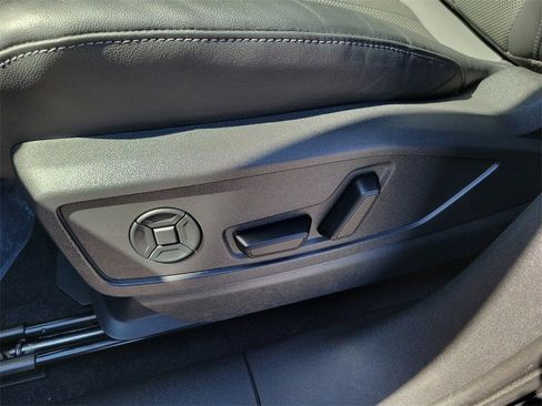 Certified 2025 Audi Q5 Premium Plus w/ Premium Plus image 18