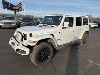 Used 2021 Jeep Wrangler Unlimited Sahara video 4