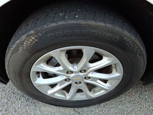 Used 2018 Chevrolet Equinox LT image 6