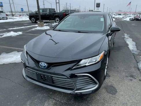 Used 2023 Toyota Camry LE image 5
