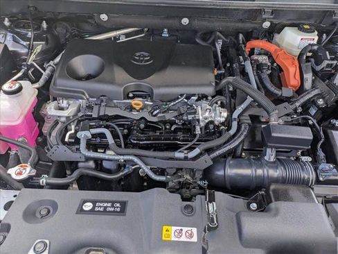 Used 2023 Toyota RAV4 XLE Premium image 21