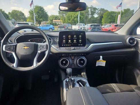Used 2023 Chevrolet Blazer LT w/ Convenience Package FWD image 13