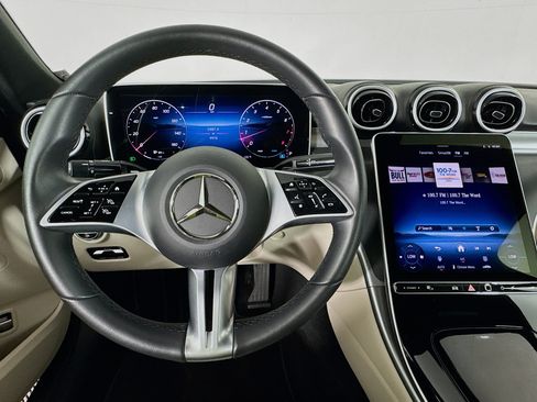 Used 2025 Mercedes-Benz C 300 Sedan image 10