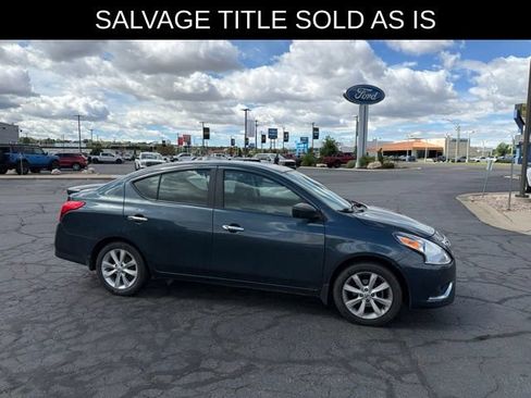 Used 2017 Nissan Versa FWD image 4
