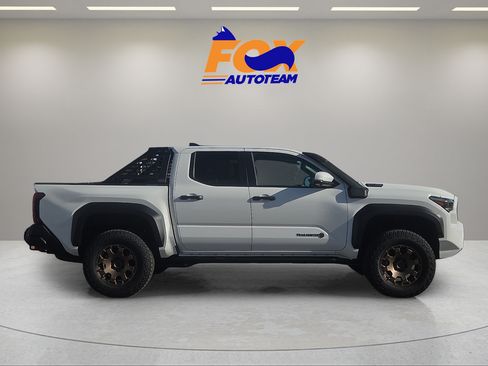 New 2026 Toyota Tacoma 4x4 Double Cab Hybrid image 5