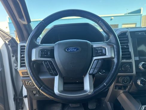 Used 2019 Ford F150 Platinum w/ Equipment Group 701A Luxury image 3