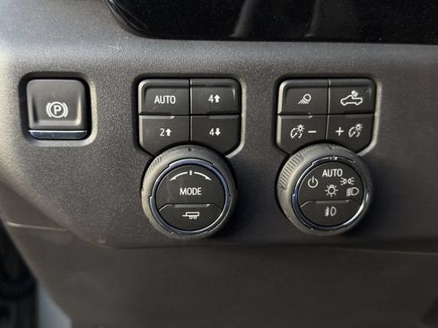 New 2026 Chevrolet Silverado 1500 LT Trail Boss w/ LT Trail Boss Premium Package AWD/4WD image 19