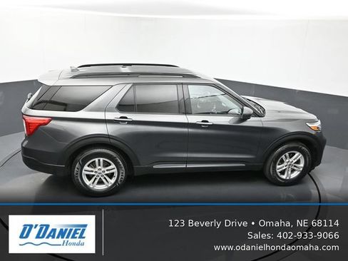 Used 2020 Ford Explorer XLT AWD/4WD image 19