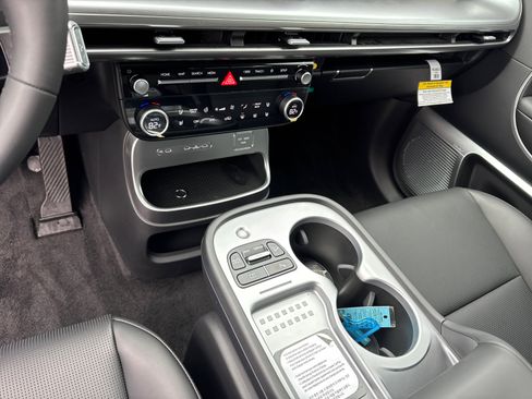 New 2026 Hyundai Ioniq 9 Limited image 21