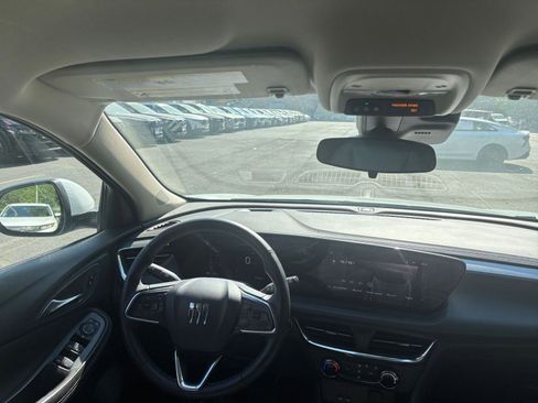 Used 2025 Buick Encore GX Preferred FWD image 33