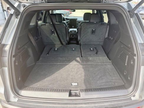 Used 2024 GMC Acadia AT4 w/ Super Cruise Package AWD/4WD image 6