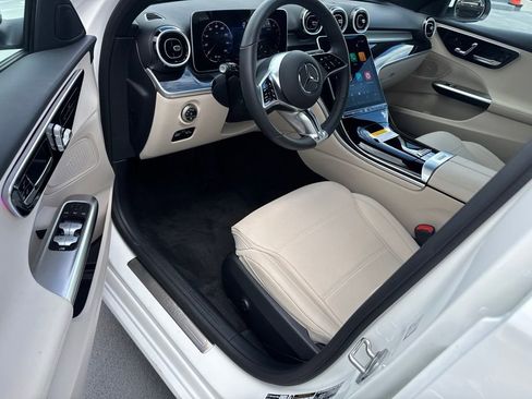 Used 2026 Mercedes-Benz C 300 4MATIC Sedan image 8