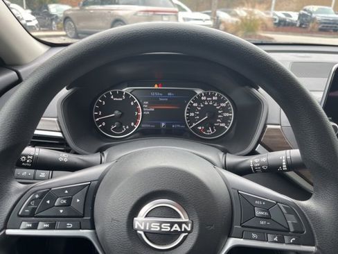 Used 2023 Nissan Altima 2.5 SV image 21