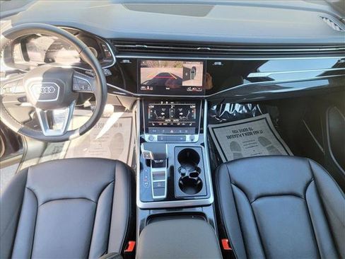 Used 2025 Audi Q7 Premium w/ Convenience Plus Package image 15