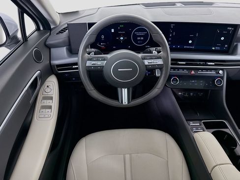 Used 2024 Hyundai Sonata SEL w/ Convenience Package FWD image 10