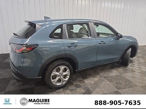 Used 2024 Honda HR-V LX image 3