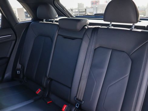 Used 2022 Audi Q3 2.0T Premium Plus w/ Premium Plus Package image 25