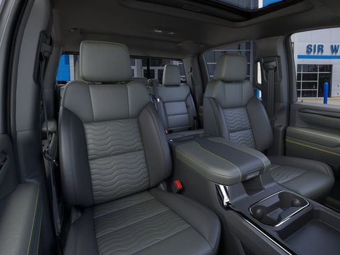 New 2026 Chevrolet Silverado 2500 ZR2 w/ LPO, Dark Essentials Package AWD/4WD image 17