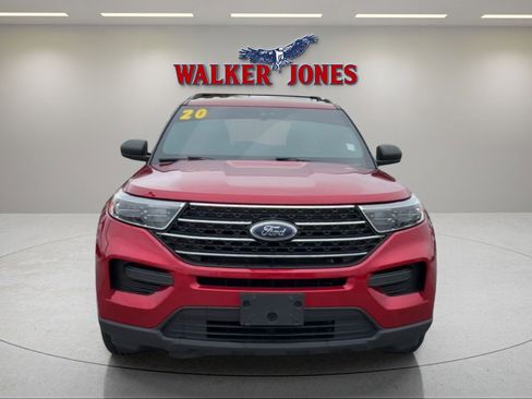 Used 2020 Ford Explorer XLT w/ Comfort Package image 8