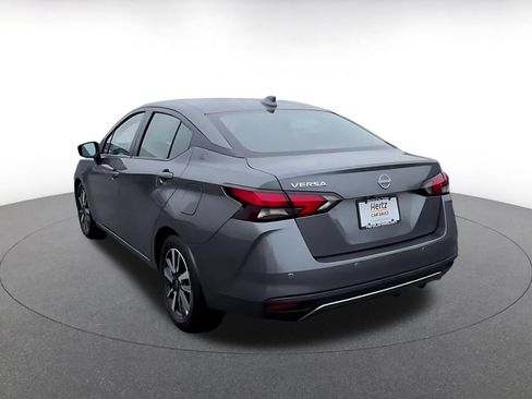 Used 2025 Nissan Versa SV FWD image 10