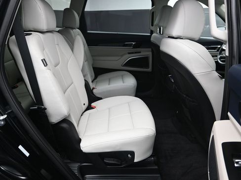 New 2025 Kia Telluride EX w/ EX Captain's Chair Package image 38